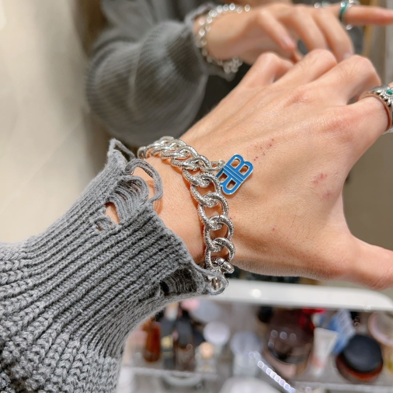 Ba1en*iaga bracelets